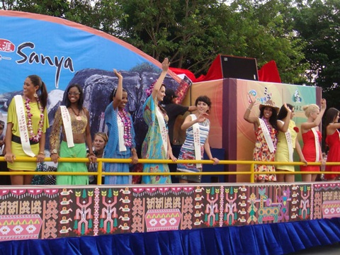 Hình ảnh mới của Kiều Khanh và người đẹp HHTG - 22