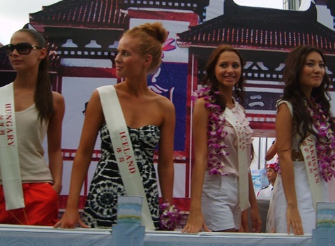 Hình ảnh mới của Kiều Khanh và người đẹp HHTG - 26