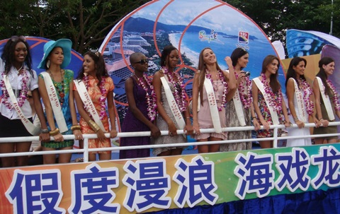 Hình ảnh mới của Kiều Khanh và người đẹp HHTG - 21