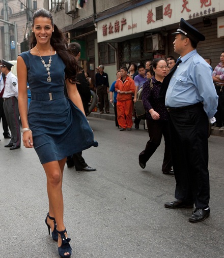 Hình ảnh mới của Kiều Khanh và người đẹp HHTG - 31