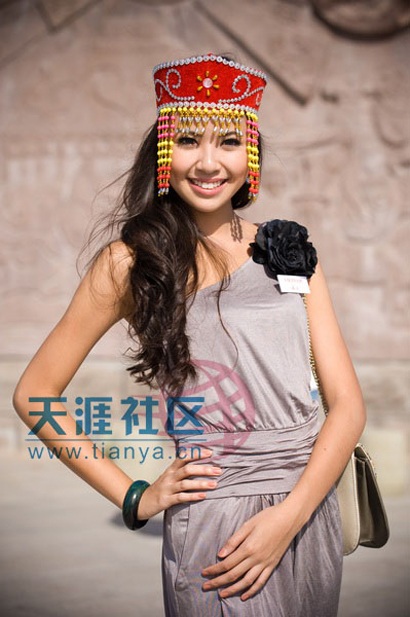 Hình ảnh mới của Kiều Khanh và người đẹp HHTG - 3