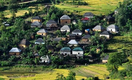 Những ngôi làng đẹp như mơ trên vùng núi Tây Bắc - 3 Những ngôi làng đẹp như mơ trên vùng núi Tây Bắc - 3