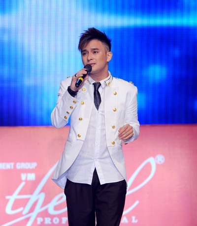 Mr Đàm đoạt giải Album Vàng tháng 10 - 4