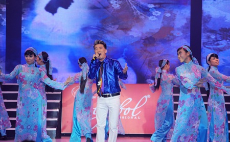 Mr Đàm đoạt giải Album Vàng tháng 10 - 8