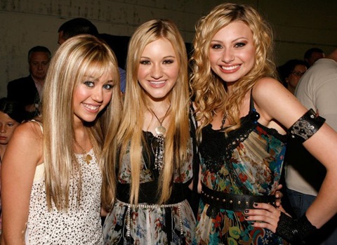 Miley Cyrus: Thay đổi chóng mặt sau 5 năm - 3