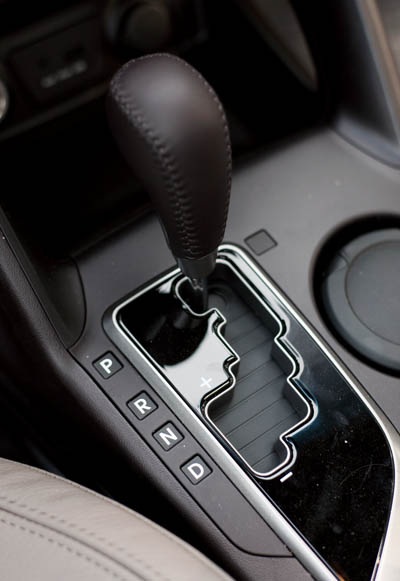 Hyundai Tucson 2010 - Thay da đổi thịt  - 8