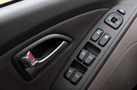 Hyundai Tucson 2010 - Thay da đổi thịt  - 10