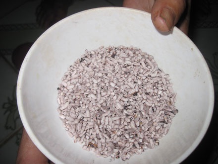 Kỳ lạ ngôi làng quanh năm ăn cơm nếp - 3 Kỳ lạ ngôi làng quanh năm ăn cơm nếp - 3