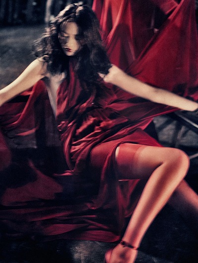 Liu Wen rực đỏ trên Muse - 2