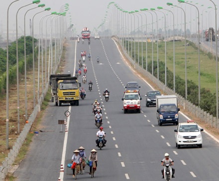 Đại lộ hiện đại nhất Việt Nam bị… mất trộm - 1 Đại lộ hiện đại nhất Việt Nam bị… mất trộm - 1