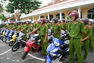 Đà Nẵng ra mắt lực lượng hỗn hợp chống cướp giật - 1 Đà Nẵng ra mắt lực lượng hỗn hợp chống cướp giật - 1