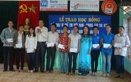 Quảng Trị: 40 suất học bổng cho học sinh vượt khó - 1