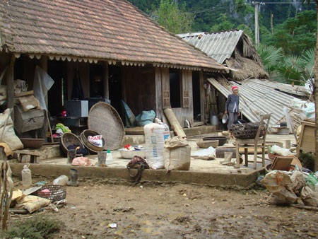 Quảng Bình đối mặt hiểm họa lũ kép - 2 Quảng Bình đối mặt hiểm họa lũ kép - 2