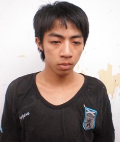 Phát hiện một sinh viên chế tạo súng bút - 1