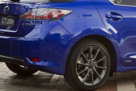 Ra mắt Lexus CT 200h F-Sport - 5 Ra mắt Lexus CT 200h F-Sport - 5