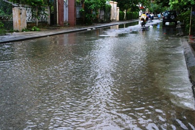 Lốc xoáy tàn phá, 5 người thương vong - 5