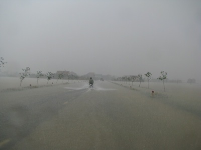 Điều máy bay từ Hà Nội vào ứng cứu dân vùng lũ - 2