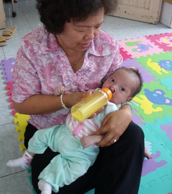 Vui sướng, hạnh phúc khi đến thăm bé Nhân Nghĩa - 1