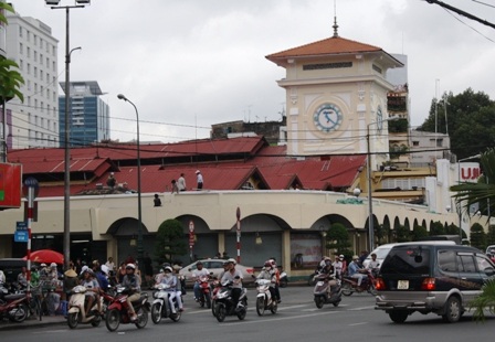 Chấn chỉnh chợ đêm Bến Thành - 1