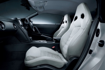 Ngắm Nissan GT-R phiên bản 2012 - 6 Ngắm Nissan GT-R phiên bản 2012 - 6