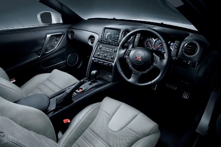 Ngắm Nissan GT-R phiên bản 2012 - 7 Ngắm Nissan GT-R phiên bản 2012 - 7