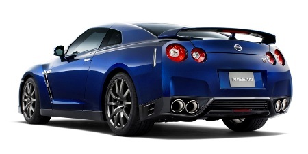 Bất ngờ Nissan GT-R phiên bản 2012 - 3