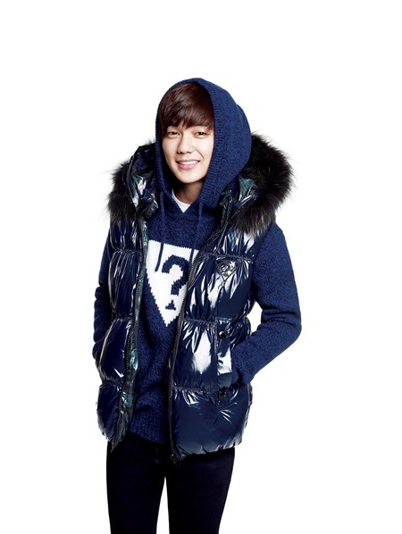 Dàn “sao” Hàn ấn tượng trong quảng cáo Guess - 2