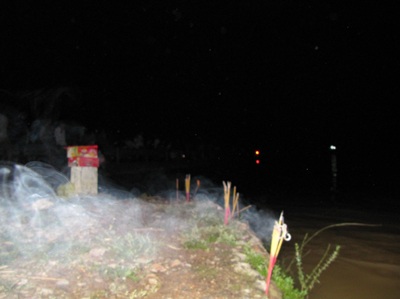 Thấp thỏm đêm bên dòng sông Lam - 4