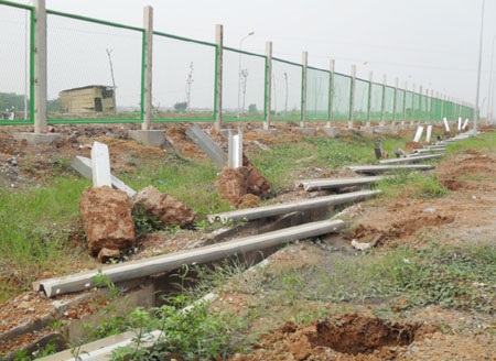 Nhếch nhác đại lộ hiện đại nhất Việt Nam - 2