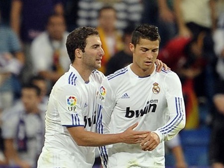 “Song sát” Hi-Ro xuất hiện ở ĐHTB vòng 7 La Liga - 3