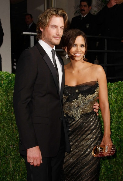 Những cuộc chia tay gây sốc nhất Hollywood năm 2010 - 9