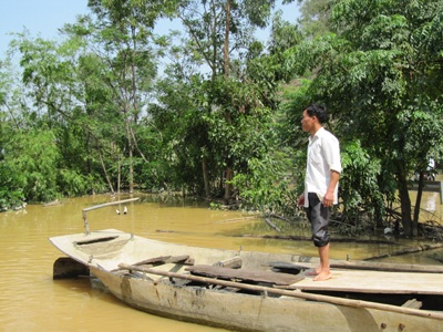 Anh chàng chăn vịt và kỳ tích cứu 6 người trong đêm lũ  - 2