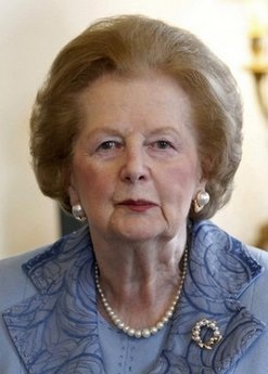“Bà đầm thép” Thatcher nhập viện - 1 “Bà đầm thép” Thatcher nhập viện - 1
