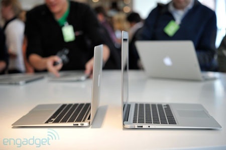 Xem MacBook 11,6 inch “đọ dáng” MacBook 13,3 inch - 4