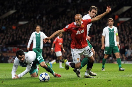 Nani giúp MU tìm vui trong gian khó - 3 Nani giúp MU tìm vui trong gian khó - 3