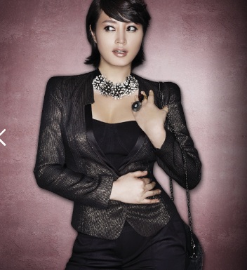 Kim Hye Soo đọ dáng với “đàn em” - 16 Kim Hye Soo đọ dáng với “đàn em” - 16