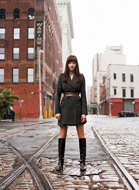 Han Chae Young khoe vẻ đẹp búp bê tại Mỹ - 3