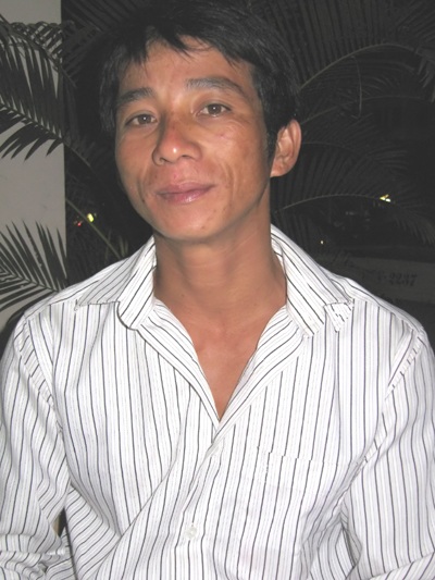 Tiếp cận nhóm thợ lặn trục vớt thi thể nạn nhân vụ chìm xe khách  - 4