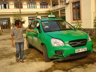 Kẻ trộm chó bị lộ vì đánh nhau trên đường tẩu thoát - 2