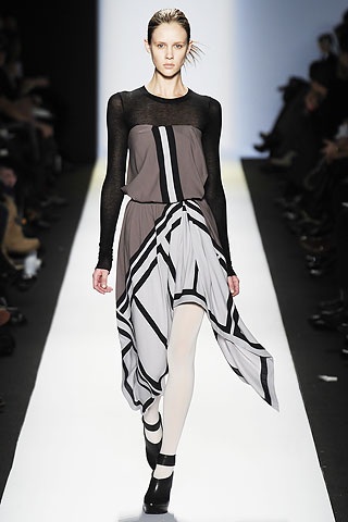 BST thu đông 2010 của BCBG Max Azria - 4 BST thu đông 2010 của BCBG Max Azria - 4