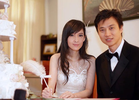 Châu Huệ Mẫn “kể tội” chồng trong tự truyện - 2