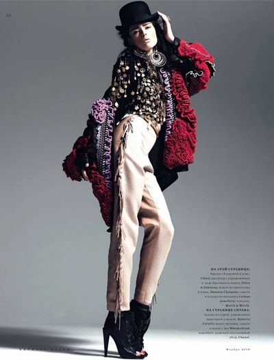 Coco Rocha “kỳ quái” trên Harper’s Bazaar  - 7