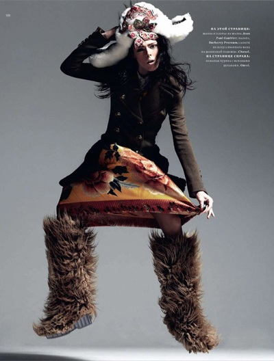 Coco Rocha “kỳ quái” trên Harper’s Bazaar  - 3