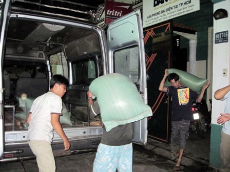 Tấm lòng người Sài thành hướng đến khúc ruột miền Trung - 2