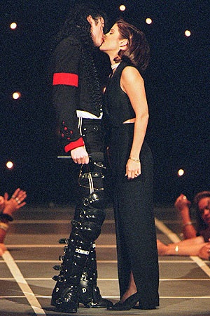 “Tôi không hiểu về mối quan hệ của mình với Michael Jackson” - 2