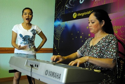 Những hình ảnh hậu trường của Sao mai điểm hẹn - 4 Những hình ảnh hậu trường của Sao mai điểm hẹn - 4