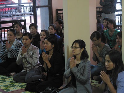 Lễ cúng 49 ngày bé Nhân Ái tại chùa Tứ Kỳ - 1