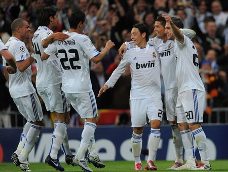 Real Madrid - Racing: Bữa tiệc ở Bernabeu - 1 Real Madrid - Racing: Bữa tiệc ở Bernabeu - 1