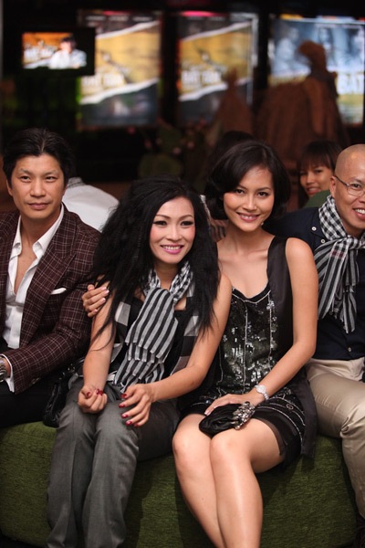 Dàn sao nô nức đi xem "Cánh Đồng Bất Tận" - 11