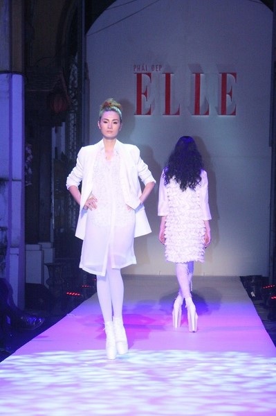 Màu trắng lên ngôi trong đêm thời trang Elle - 2